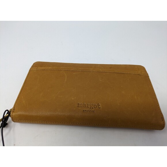 NWT $85 Margot New York Gabby Single Zip Around Leather Wallet Wristlet Cognac - Picture 2 of 10